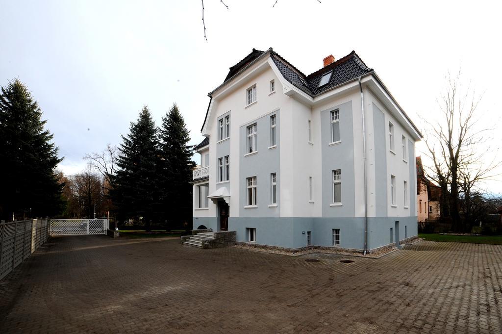 Villa Cervi Cieplice Jelenia Gora Exterior photo